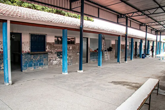 Prefeitura de Teixeira de Freitas Investe em Manutenção de Escolas para o Novo Ano Letivo