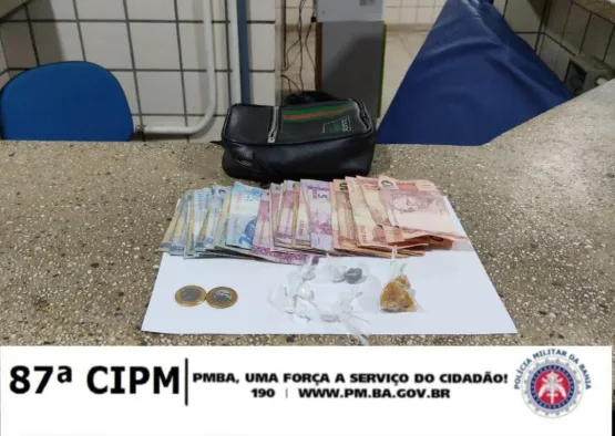PM apreende maconha, cocaína, crack e haxixe na madrugada de domingo de carnaval em Teixeira de Freitas. Dois suspeitos foram presos