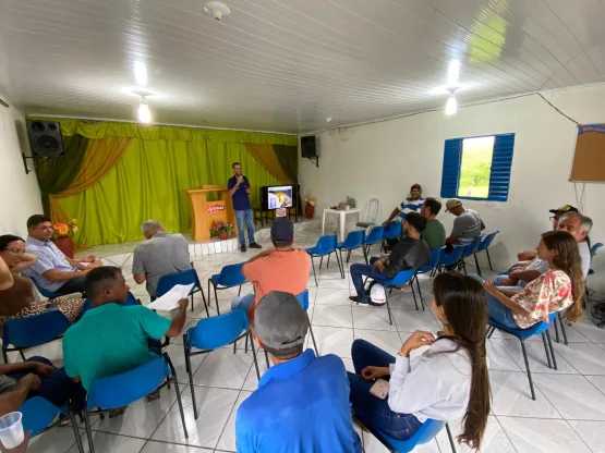 Prefeitura de Medeiros Neto realiza curso de tratamento de água para produção de queijos