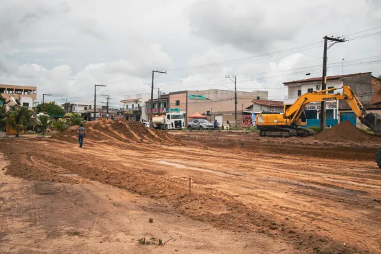 Prefeitura de Teixeira de Freitas avança em construção do Parque Municipal da Biquinha