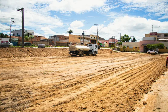 Prefeitura de Teixeira de Freitas Inicia obras de Praça no Parque Municipal da Biquinha