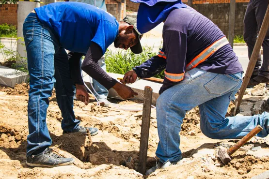 Prefeitura de Teixeira de Freitas Inicia obras de Praça no Parque Municipal da Biquinha