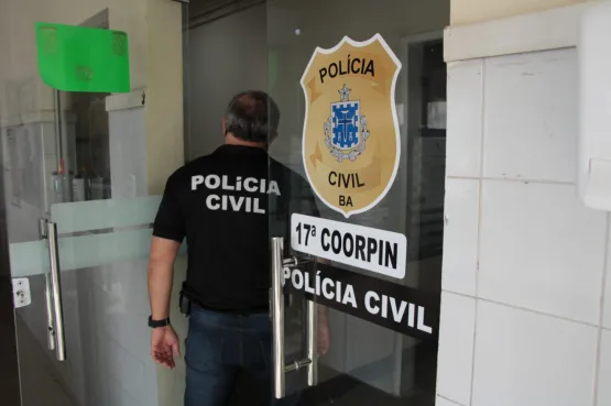 Padre acusado de estuprar adolescente de 14 anos com transtorno do espectro autista é preso, na Bahia