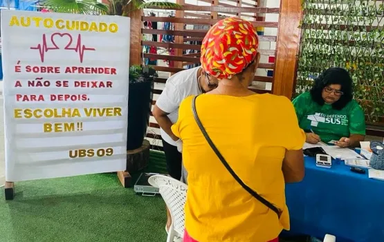 Projeto Saúde na Feira promove diversos atendimentos e serviços no Mercado Municipal de Mucuri e Itabatã
