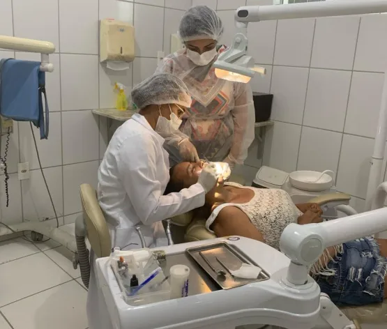 Prefeitura de Medeiros Neto realiza atendimento odontológico especializado para pacientes com necessidades especiais