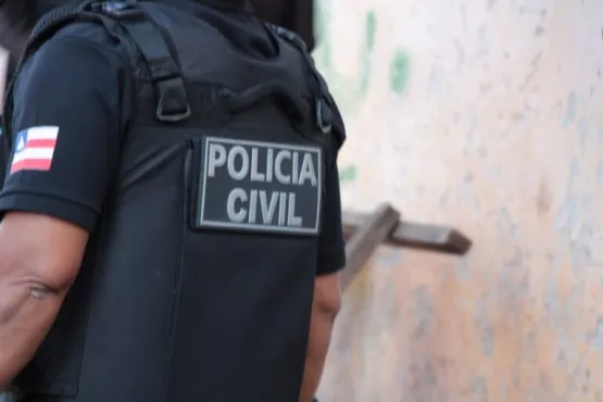 Polícia Civil prende suspeita de torturar a própria filha, na Bahia