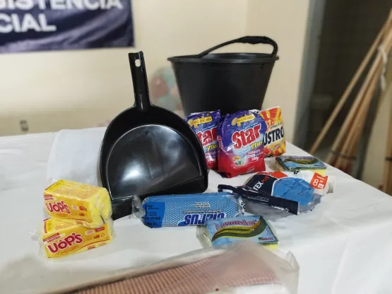 Assistência Social: Prefeitura de Medeiros Neto realiza mais um mutirão de entrega de kits para famílias no bairro Uldurico Pinto