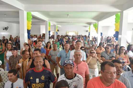 Tonzinho lança pré-candidatura à reeleição em Lajedão com apoio político de peso