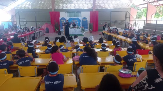 Medeiros Neto: Escola Christinna realiza celebração da Páscoa junto aos estudantes e comunidade