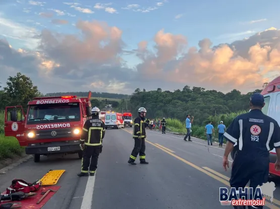 Tragédia na BR 101: Ao menos 15 pessoas morreram após ônibus de turismo tombar próximo a Rancho Alegre