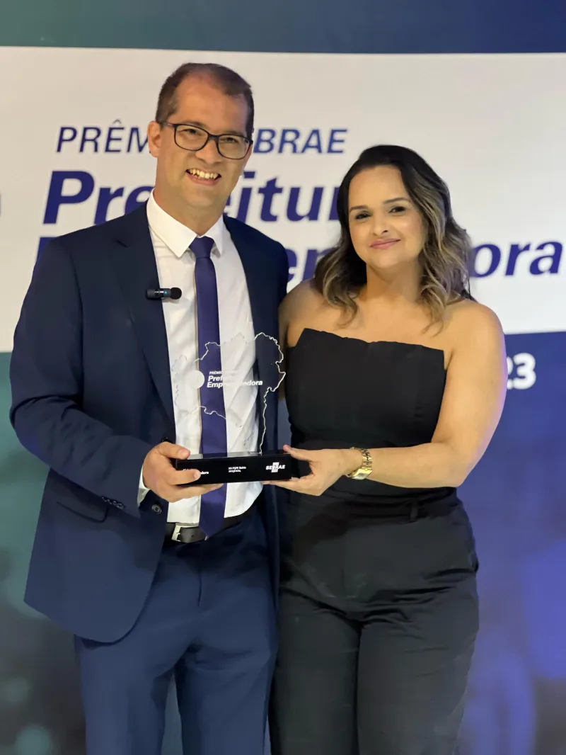 Prefeitura de Teixeira de Freitas recebe prêmio de Cidade Empreendedora da Bahia