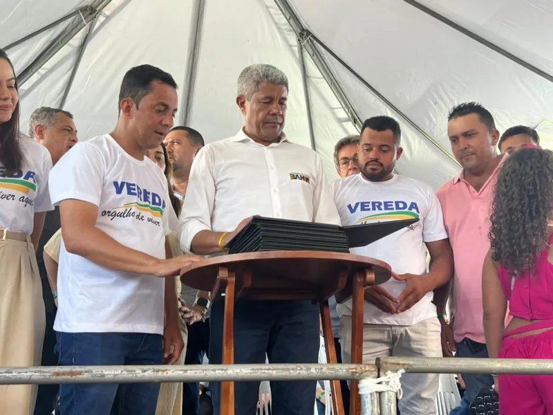 Produção de farinha de mandioca em nova unidade de beneficiamento de Vereda deve injetar R$ 4 milhões de reais por ano na economia do município