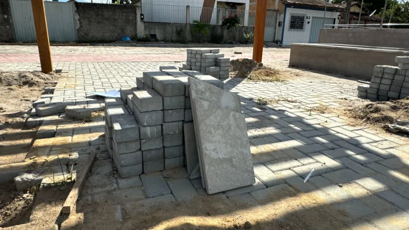 Estão avançadas as obras de construção da praça do São José de Alcobaça