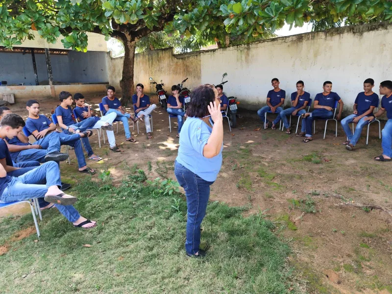 Educação de Medeiros Neto participa da Semana da Escuta das Adolescências nas Escolas