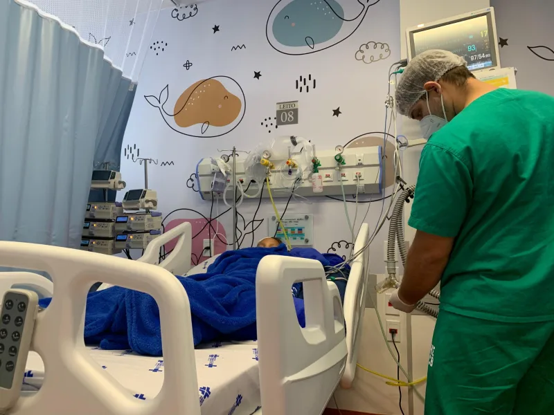 Hospital Estadual Costa das Baleias atinge 80% de ocupação e realiza primeira neurocirurgia
