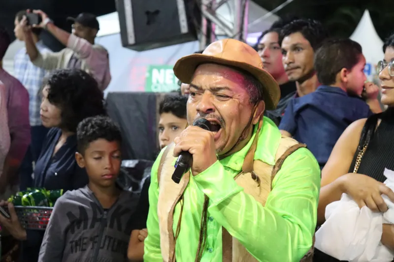 Apresentação de quadrilha e muito forró marcam a primeira noite do Santo Antônio Casamenteiro de Posto da Mata