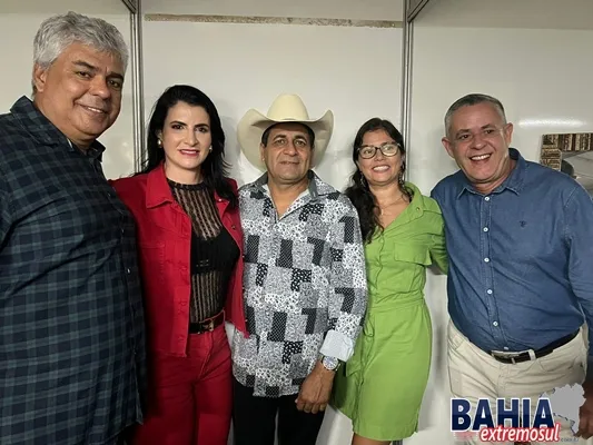 Caviar com Rapadura, Robério e Diego Peixoto atraem multidão na 2ª noite do Santo Antônio Casamenteiro de Posto da Mata