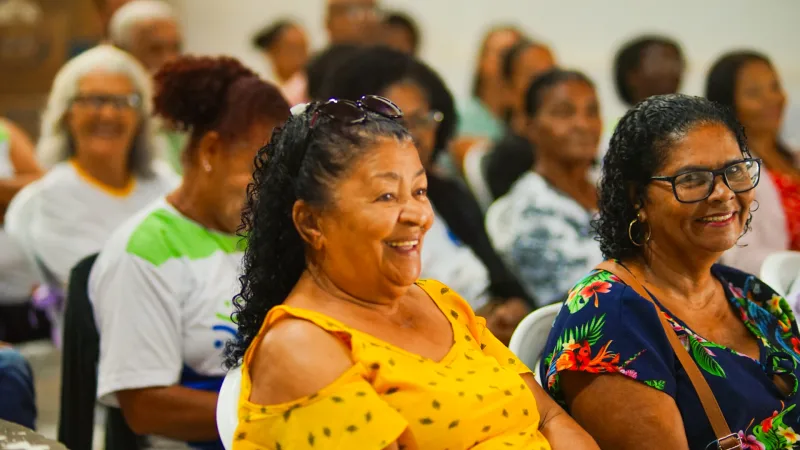 Prefeitura de Prado promove palestra sobre direitos dos idosos