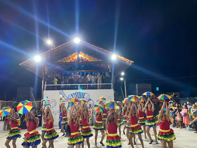 Prefeitura de Medeiros Neto inaugura novo Espaço de Cultura e Lazer e realiza homenagens