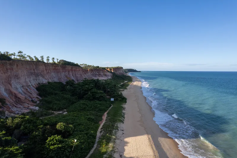 Fundo ligado a ACM Neto planeja condomínio de luxo em ambiente sensível na Bahia