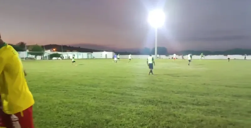 Lajedão - Estádio Orlandão ganha iluminação própria