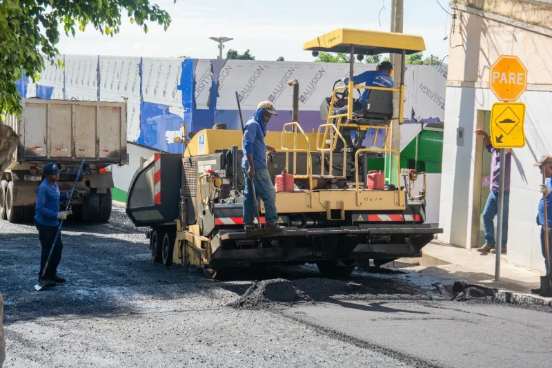 Pavimentação asfáltica de Lajedão chega na fase final