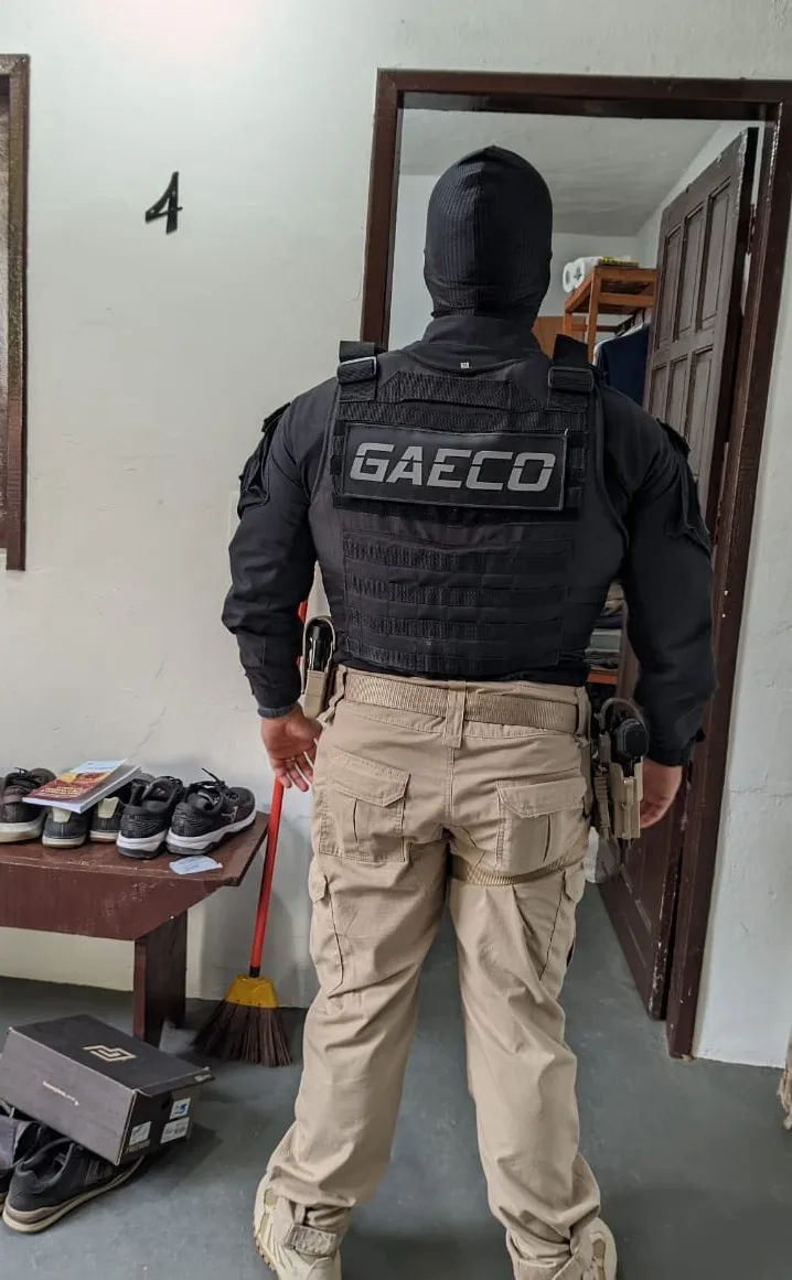 Capitão da Polícia Militar é preso por extorsão contra comerciantes na ‘Operação Sordidae Manus’ do MP em Porto Seguro 