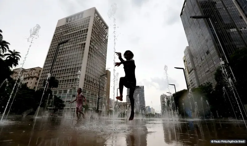 Entenda estudo da Nasa sobre 'Brasil inabitável' em 50 anos