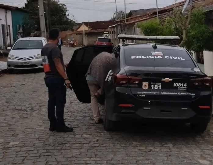 Homem de 50 anos é preso por estupro de vulnerável em Itamaraju