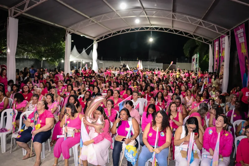 Reunião do “Furacão Rosa” destaca a crescente participação feminina na política em Nova Viçosa