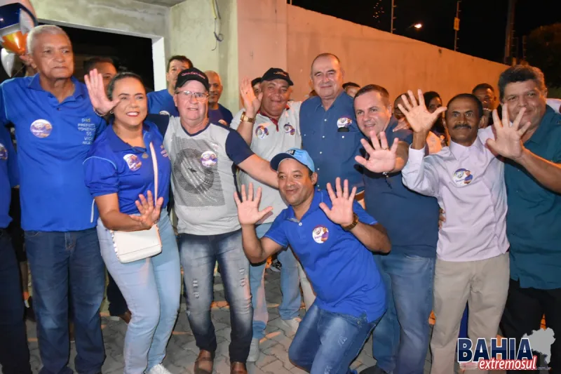 Tonzinho reúne multidão em comício e reforça candidatura à reeleição em Lajedão