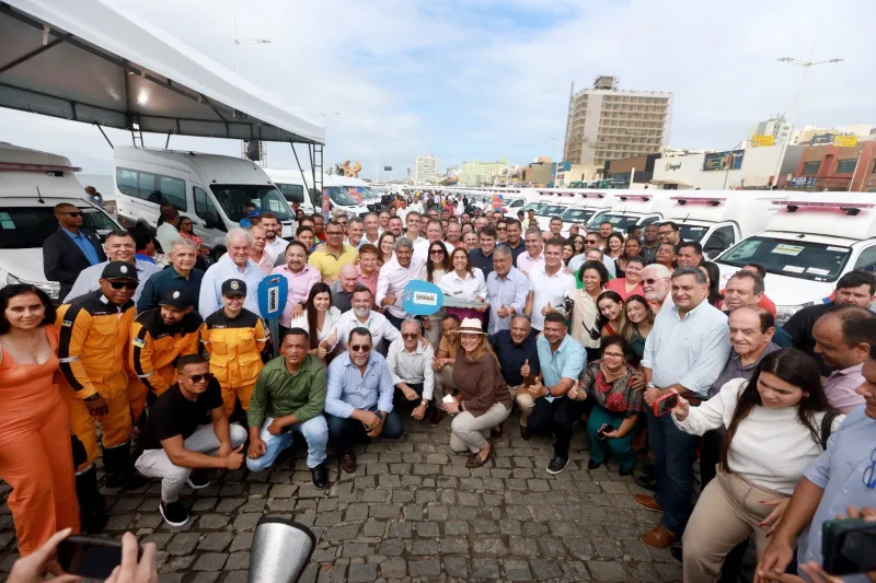 Governo do Estado fortalece saúde no interior com entrega de ambulâncias para 65 municípios