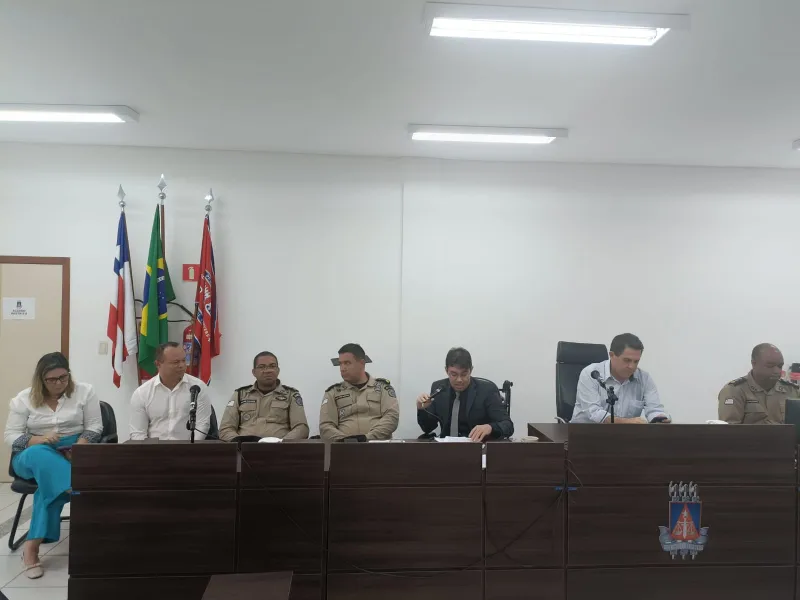 Reunião da Polícia Militar com Justiça Eleitoral aborda ações para as eleições em Teixeira de Freitas