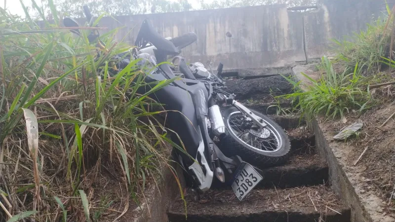 Motociclista morre em acidente na BR-101 após sair da pista em Mucuri