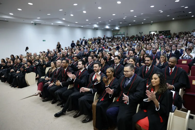 Trinta novos promotores de Justiça tomam posse no Ministério Pública da Bahia