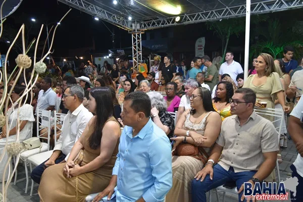 Abertura do 18º Festival Gastronômico e Cultural de Prado é marcada por sabor e cultura