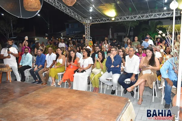 Abertura do 18º Festival Gastronômico e Cultural de Prado é marcada por sabor e cultura