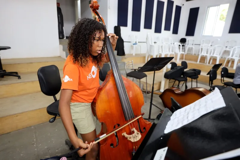 Neojiba e Projeto Axé promovem transformação social na vida de crianças e adolescentes baianos