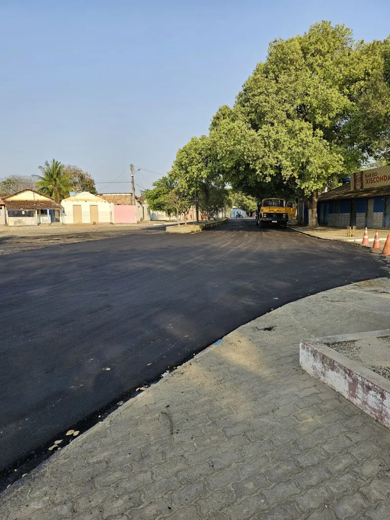 Prefeitura de Medeiros Neto inicia obras de pavimentação no Planalto e Nossa Senhora Aparecida