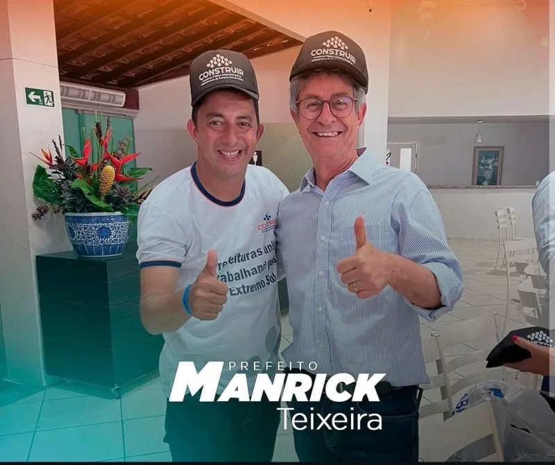 Manrick Teixeira comemora ordem de serviço para início do asfaltamento das ladeiras da BA-699, que liga Itanhém a Cruzeiro do Sul