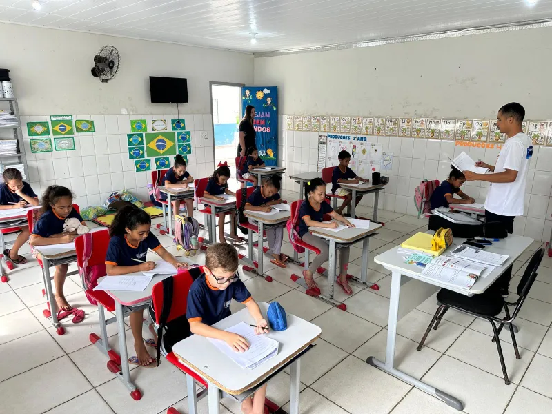 Educação de Medeiros Neto aplica avaliações de desempenho no Ensino Fundamental Anos Iniciais e Finais