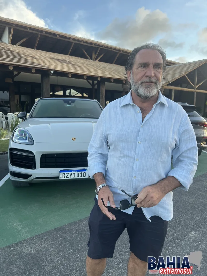 Enrico Pelletti reúne amigos para apresentação de carros elétricos em Guaratiba