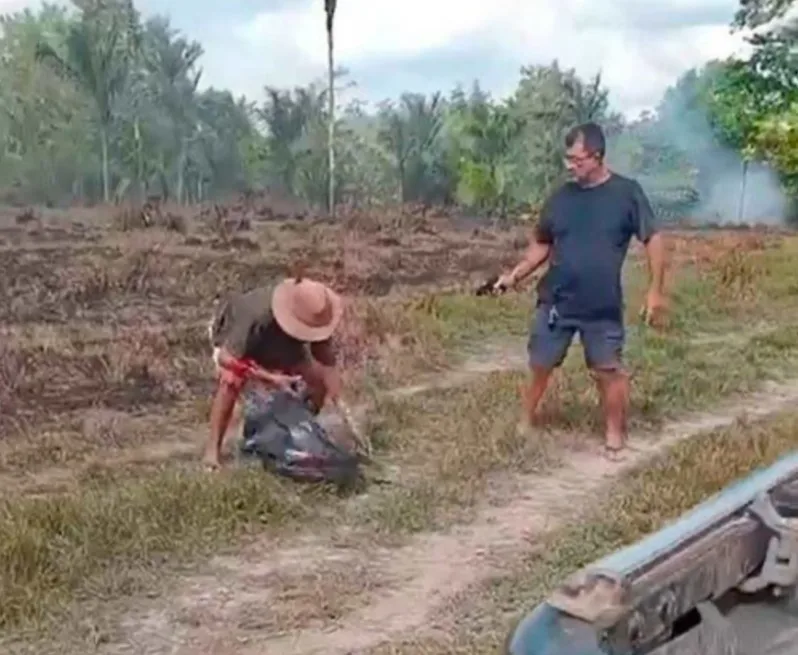 Covardia- Marido de prefeita mata idoso a sangue frio por disputa de terras no Amapá. Vídeo