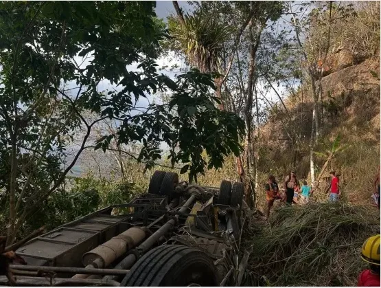 Acidente com ônibus na Serra da Barriga/AL, deixa 23 mortos e cerca de 30 feridos