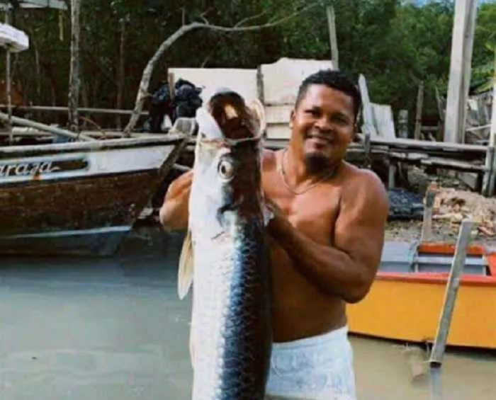 Moradores de Corumbau protestam por justiça e segurança após morte de pescador