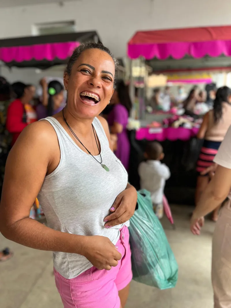 Bazar Solidário em Medeiros Neto: Uma Ação de amor e solidariedade para as famílias do CRAS 