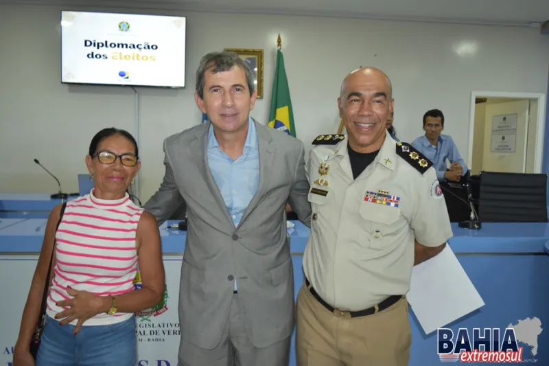 Bentivi é diplomado prefeito de Itanhém pela terceira vez