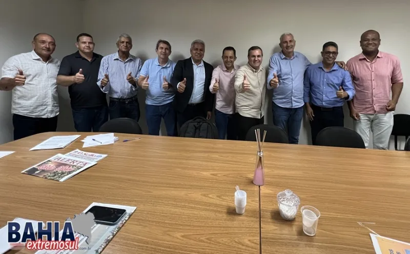 Ariston Passos “Tonzinho” é eleito presidente da Associação de Prefeitos do Extremo Sul da Bahia – APES