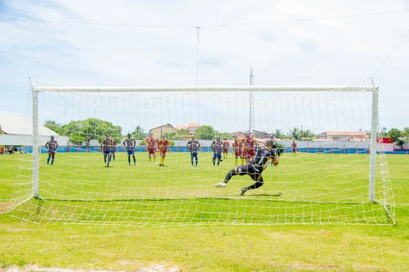 Alcobaça goleia Uberlândia por 6 x 3 no 25º Desafio de Futebol