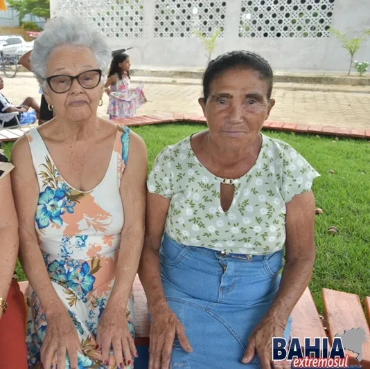 Prefeita Luciana Machado inaugura Orla da Barra e entrega novos veículos e maquinários para o município